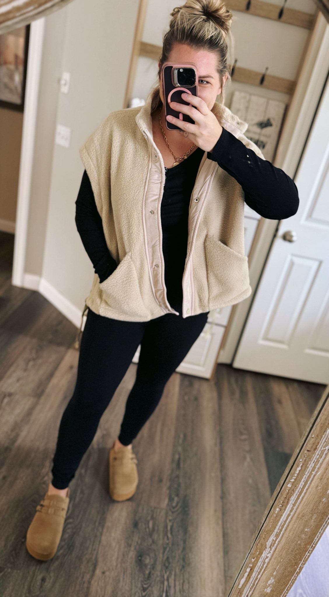 PREORDER: RERUN; Wrenlee Fleece Vest 10.6.25