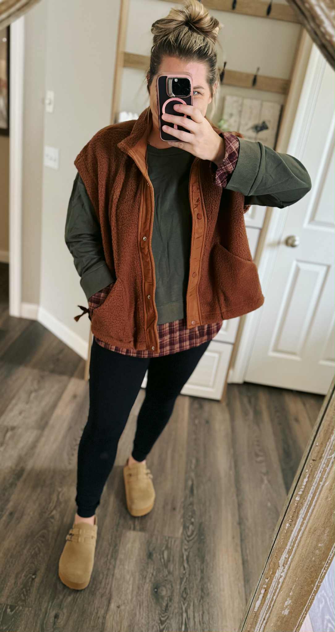 PREORDER: RERUN; Wrenlee Fleece Vest 10.6.25