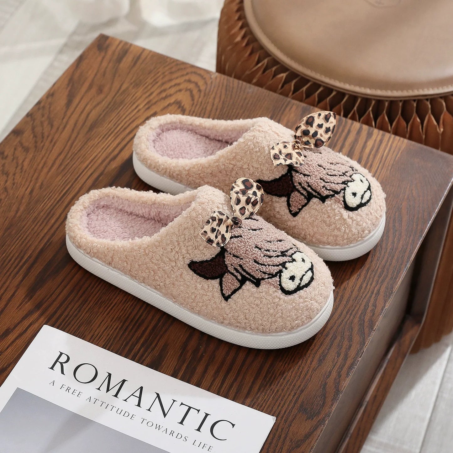 PREORDER: Highland cow with leopard bow slippers  8.17.26