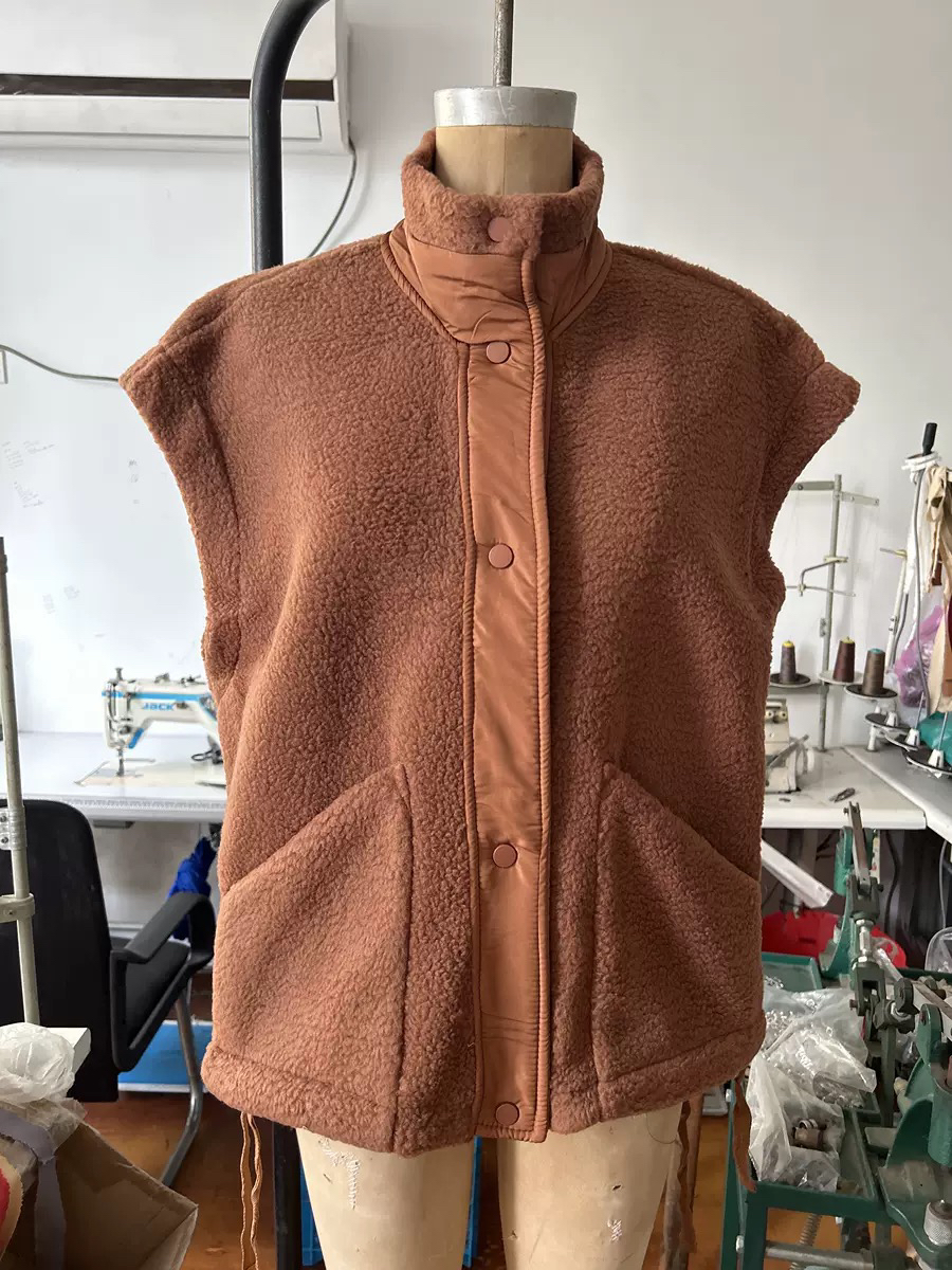 PREORDER: RERUN; Wrenlee Fleece Vest 10.6.25