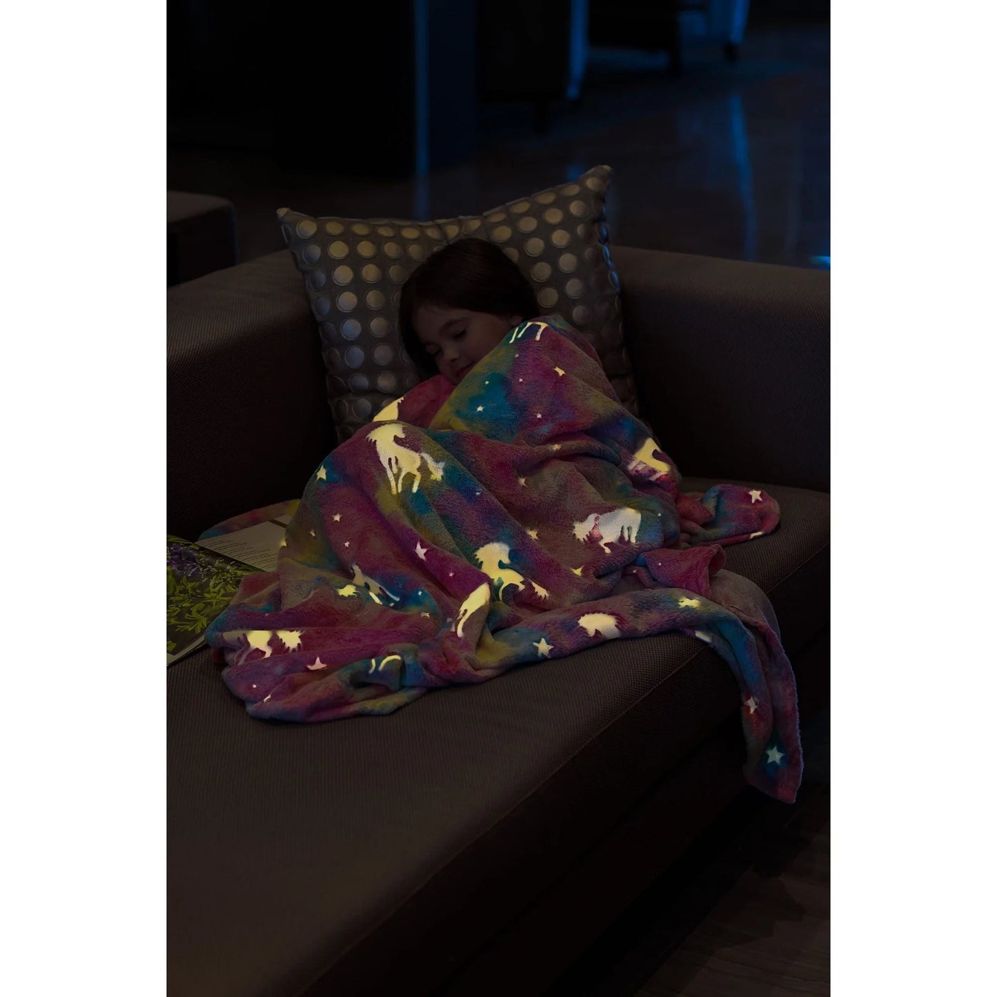 PREORDER: Glow In the Dark Blanket in Unicorn